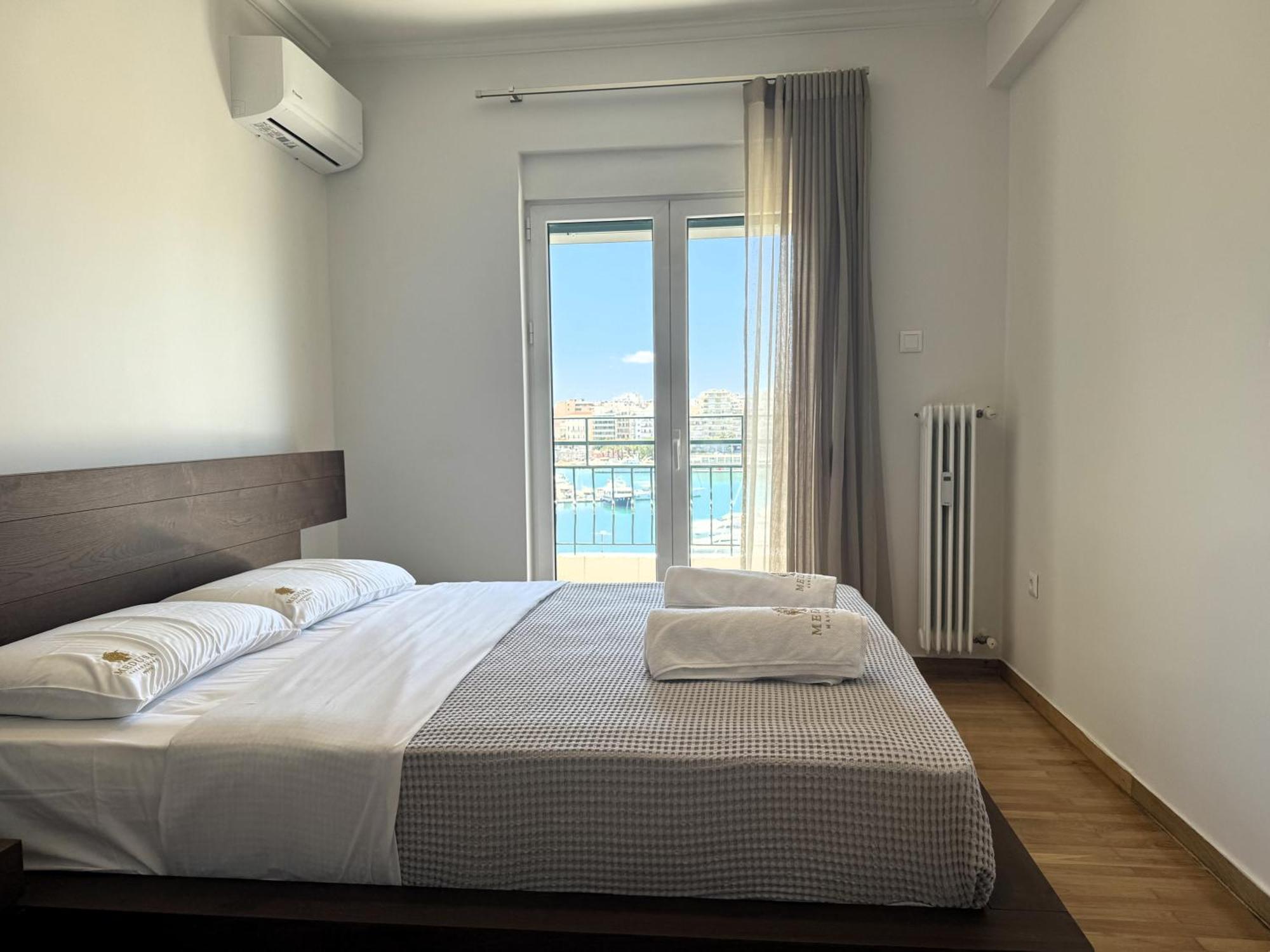 Piraeus Center Sea View Apartment Buitenkant foto